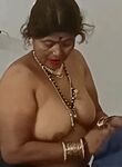 Mala aunty full boob