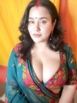 Desi hot mom