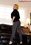 Do You Like MILF Ladies? If So, Desirae Spencer Is About To Show Off Her Body For You.