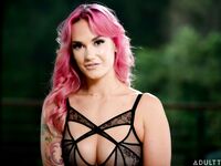 Stunning Babe Siri Dahl Can't Get Enough Of Lover's Cock