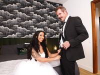 Dark-haired Bride Ameena Green Gets Her Shaved Pussy Plowed
