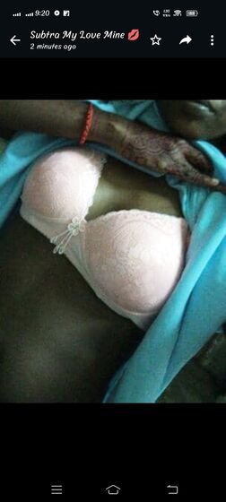 Tamil ponnu girls Boob selfie Nude pics part1