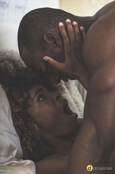 Dark-skinned Hottie With A Killer Body Makes Her Man Happy photos (Luna Corazon)