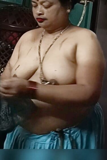 My friend mom big boob