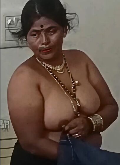 Desi mom big melon boobs