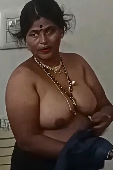 Desi mom big melon boobs