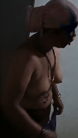 Item bhabhi