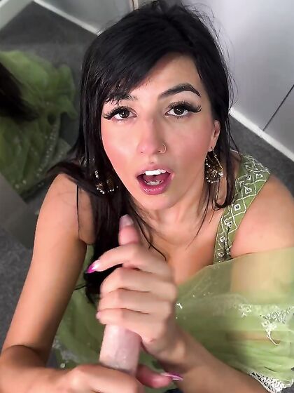 Aaliyah Yasin and Nil Zius- Asian couple