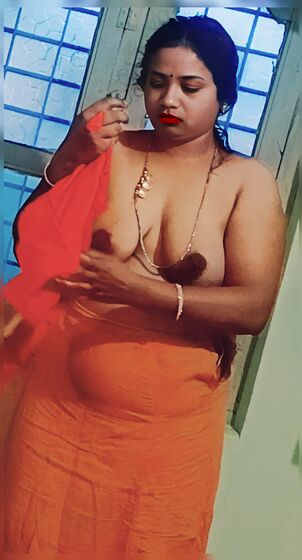 Bhabhi boob