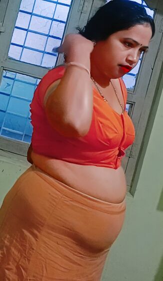 Very hot bhabhi