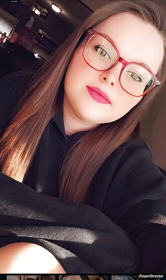 Canadian escort Mikayla Watson