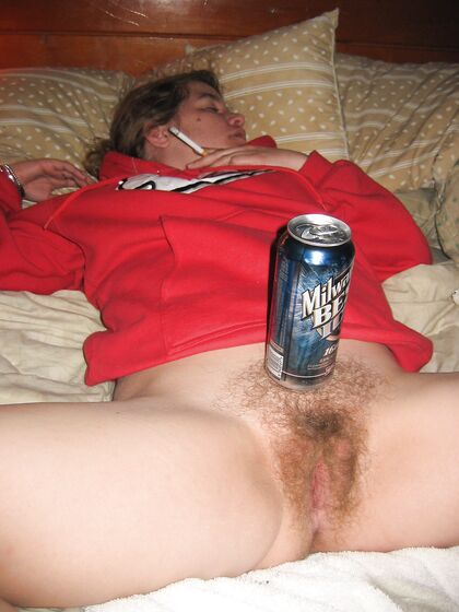 amy and her beer