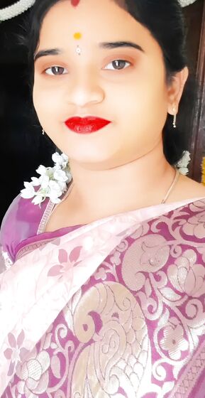 Very hot aunty
