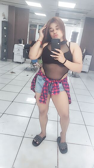 Alejandra Velasquez escort hondureña
