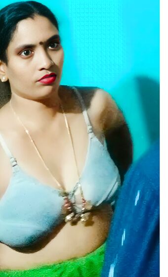 Manju bhabhi boob