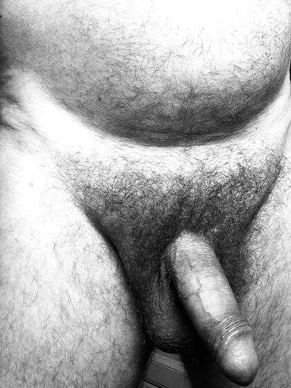 Hairy Oldie from all Sides - The Exhibitionist