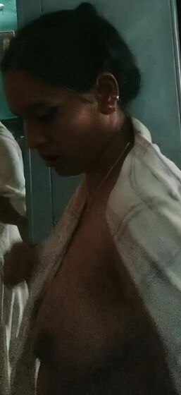Boob aunty