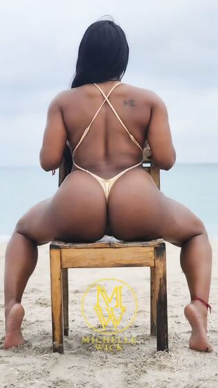 Michelle Wick increíble morena Colombiana