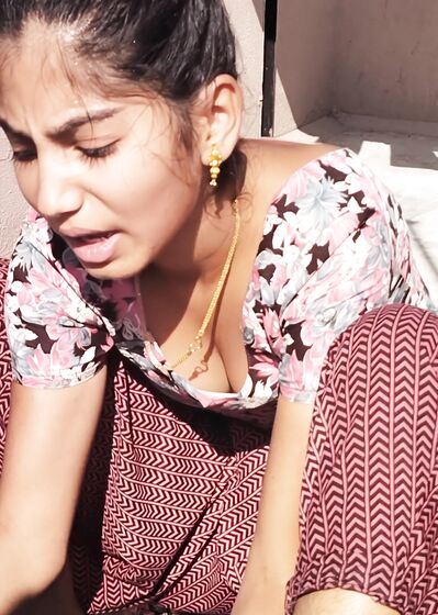Deep cleavage