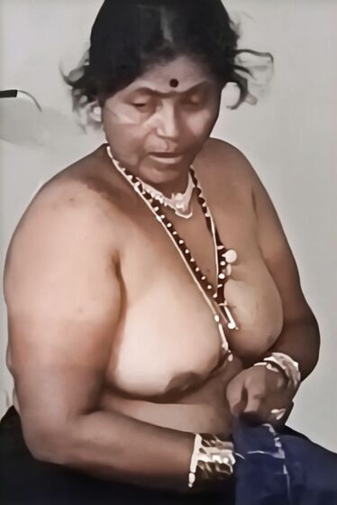 Big boob mom