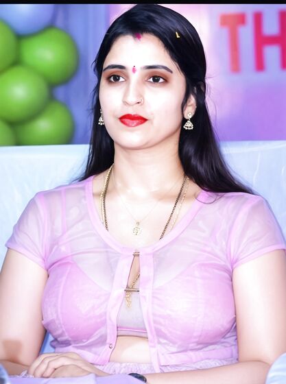 Sexy lanja aunty