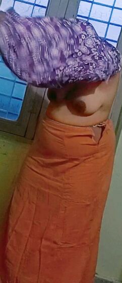 Bhabhi dress remove