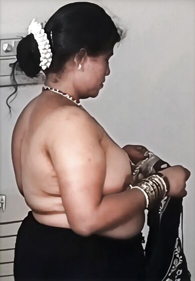 Mallu mom nude