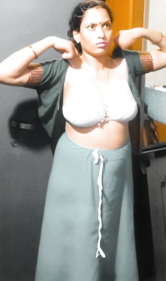 Mallu Jayanthi bhabhi bra