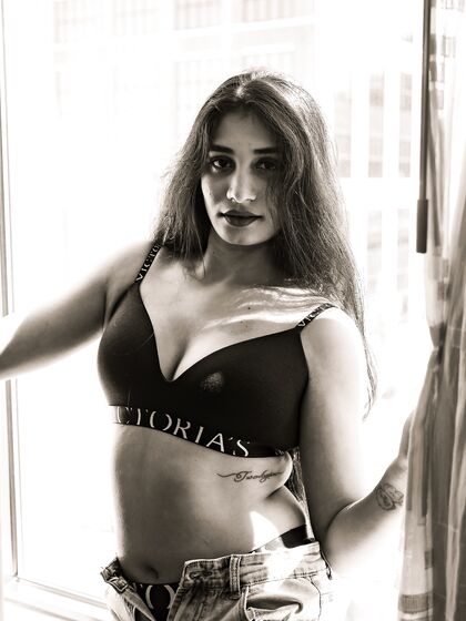 Instagram model bikini shoot