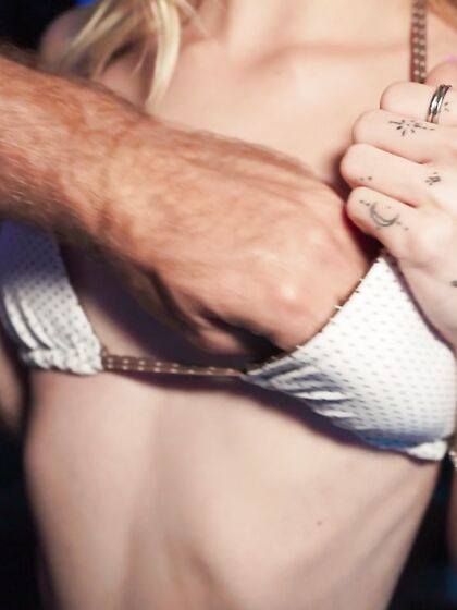 Flat-chested Spinner Erica Candfield Gets Deeply Fucked And Facialized