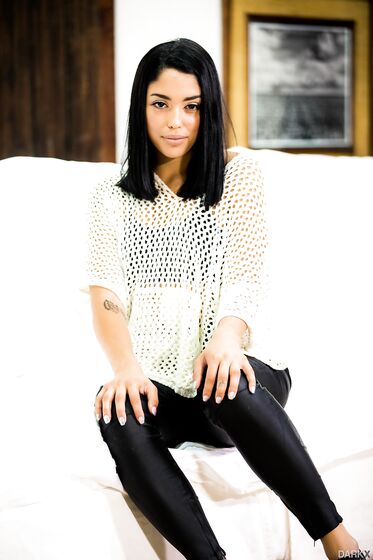Smiley Latina Vanessa Sky Takes Good Care Of BBC photos (Isiah Maxwell)
