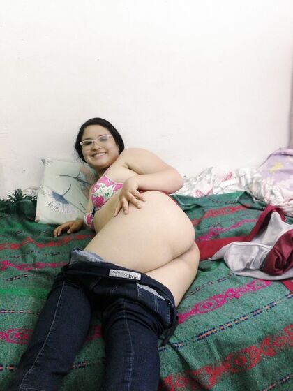 Latina piernona