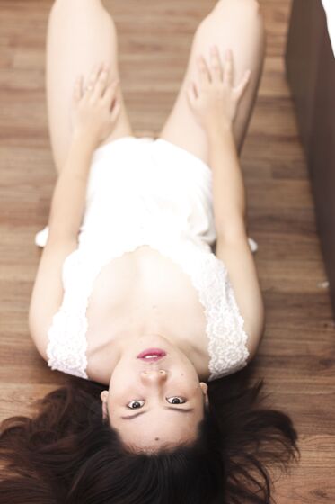 Indonesia Model - Avril Hanna