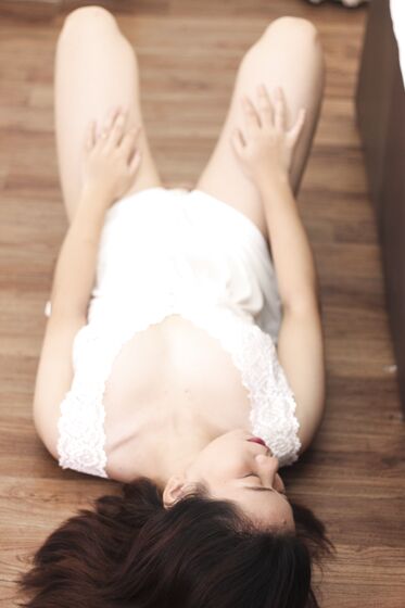 Indonesia Model - Avril Hanna