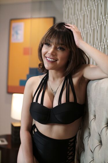 Indonesia Model - Avrillia Shaqila