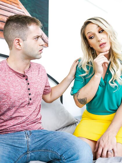 Charley Hart Teases The Camera With Her Shaved Cunt Before Getting Laid