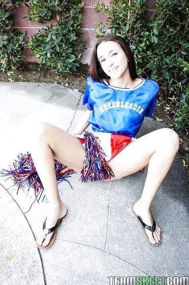 A Passing Grade photos (Belle Knox)