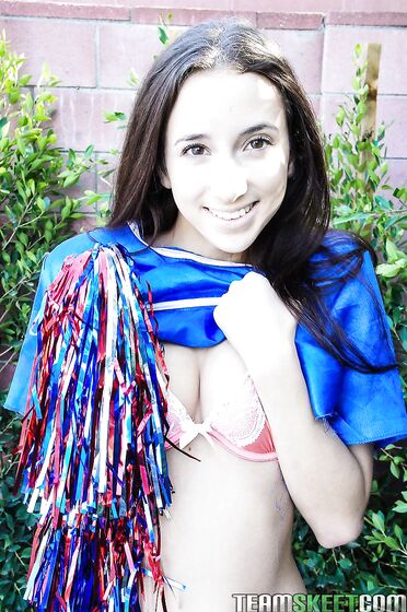 A Passing Grade photos (Belle Knox)