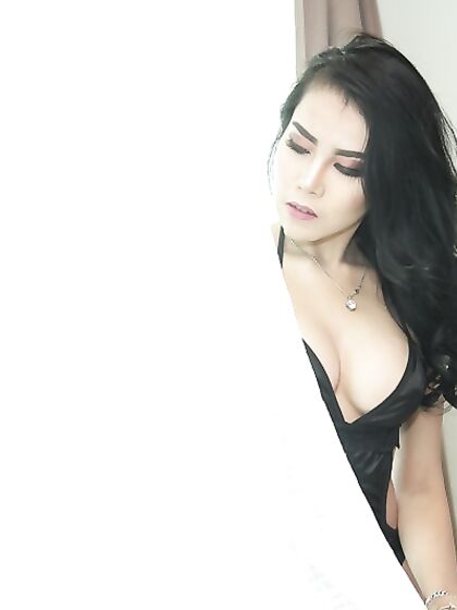 Indonesia Model - Carissa Aprilia