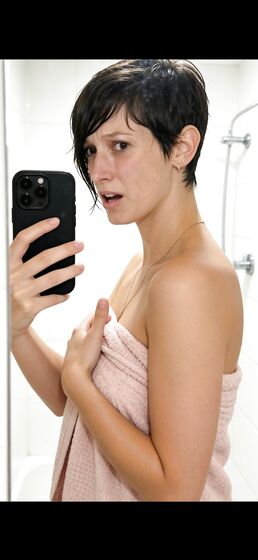 French amateur brunette nude