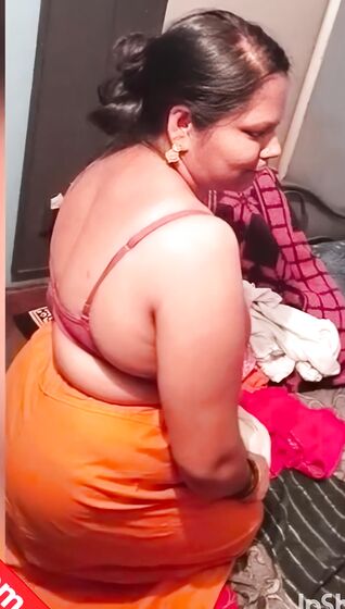 Aunty hot