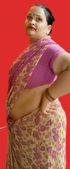 Saree hot aunty