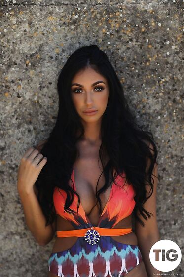 Anya Leigh Shooting In Her Sexy Swimsuit
