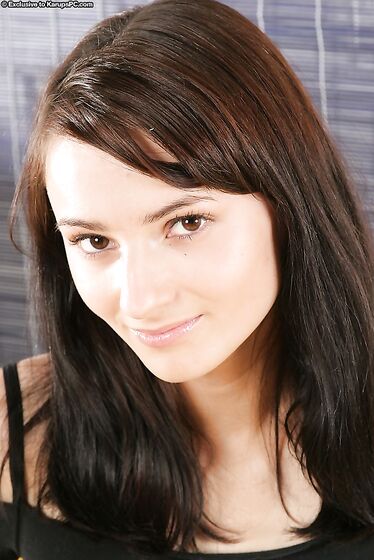 The Brunette Teen With Bush On Pussy Simona Karupspc Shows The Shaved Slits