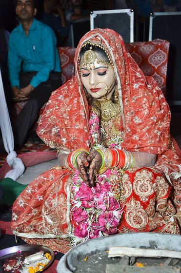 Hslut sanskari chudakkad sherni