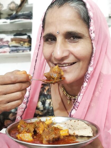 Desi aunty sonidevirandi