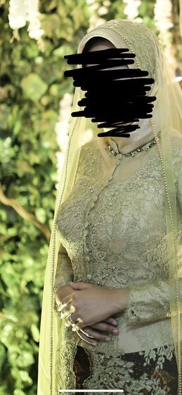 AYU ISTRI TOGE SEKETARIS BINAL
