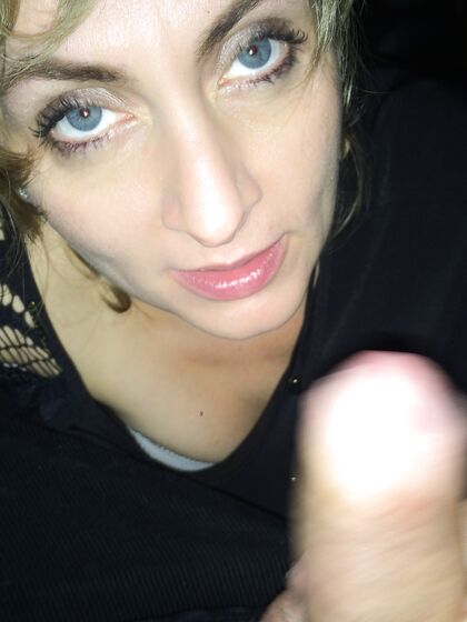 Caroline Polish hairy whore nailed and sucking cocks 4