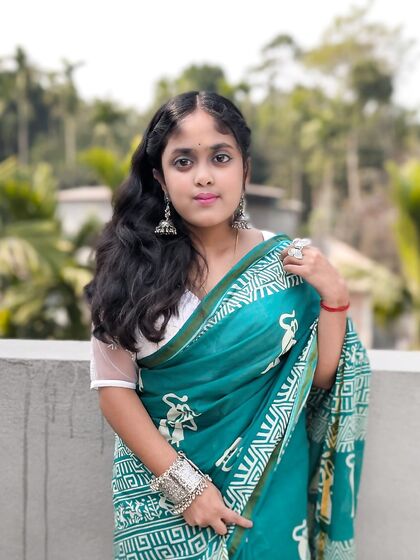 Desi bengali hot teen girl Tithi viral naked photos xxx