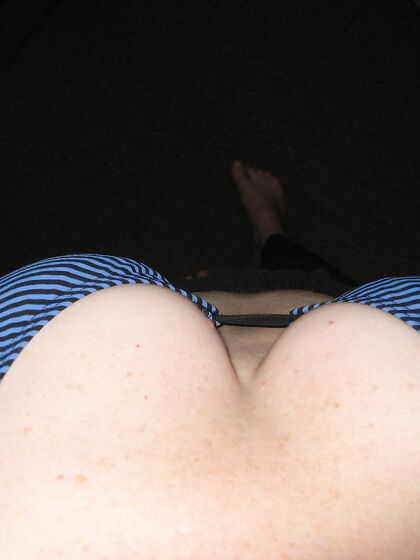 Mature Cumslut Looking For Doms